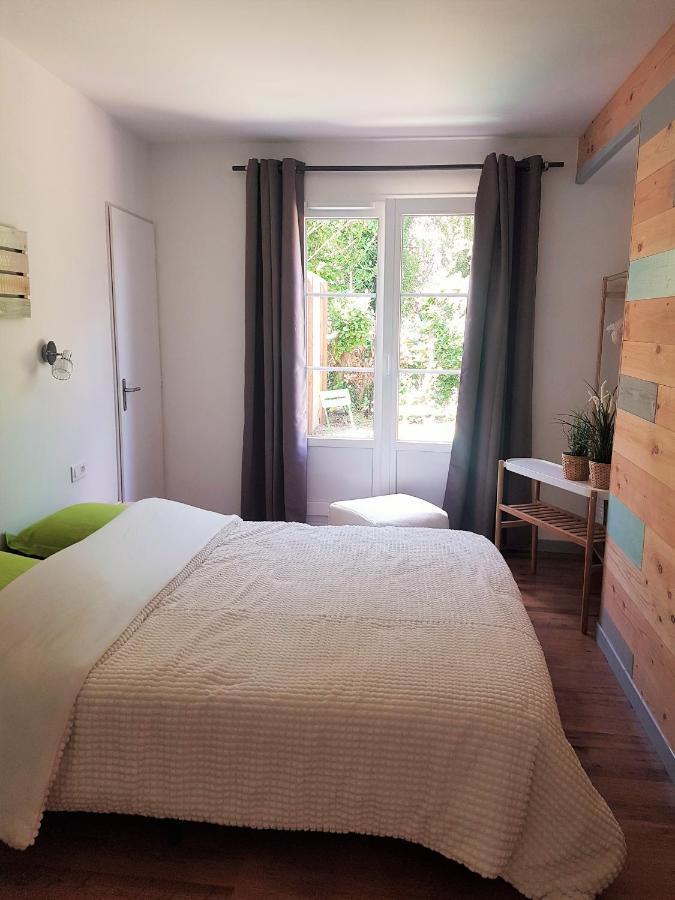 Bed and Breakfast Agathe Et Titi Marigny-les-Reullee Exterior foto