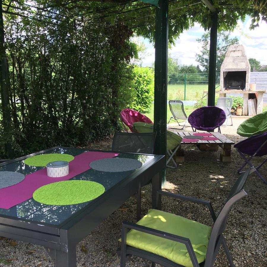 Bed and Breakfast Agathe Et Titi Marigny-les-Reullee Exterior foto